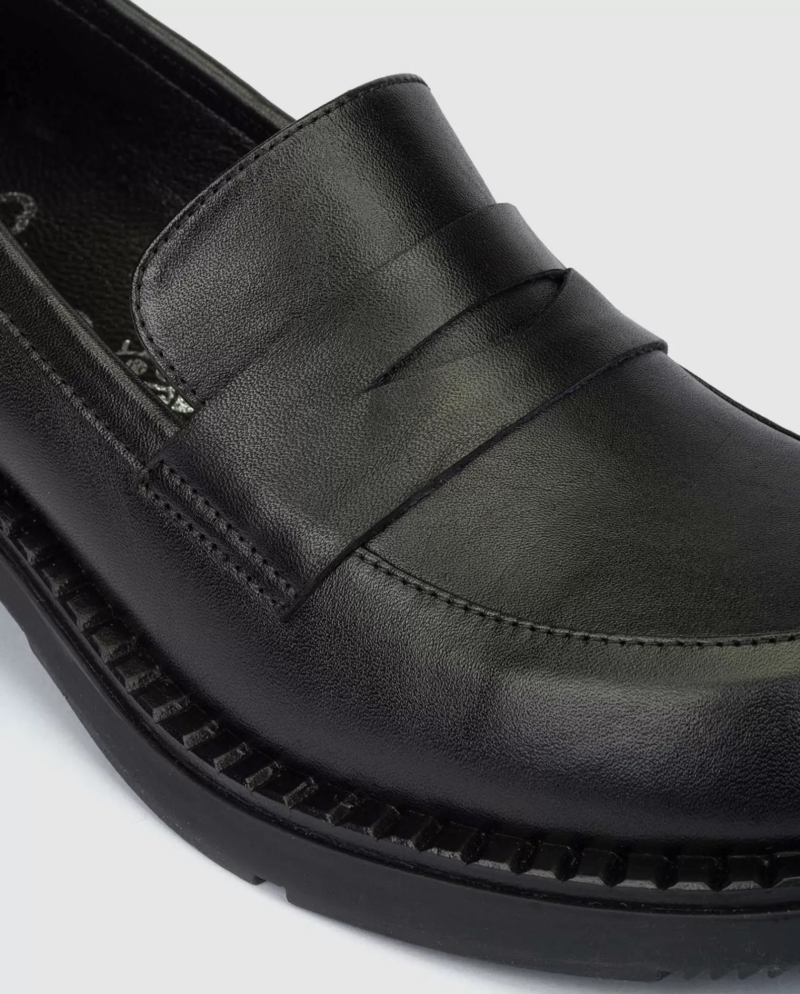 Flash Sale Yokono Zapato De Tacón Yumara 001 Negro